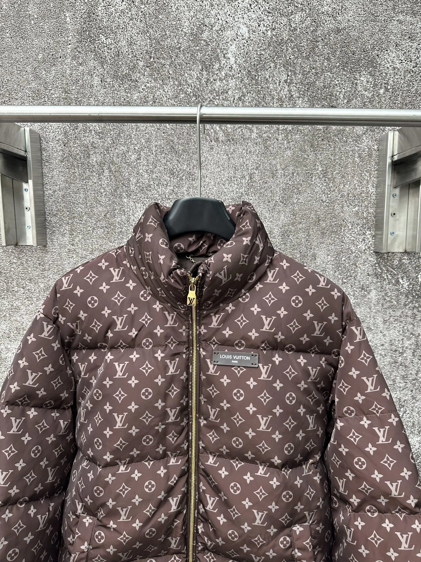 wg.luxury-- 8V Down jacket item: E-F431J1718